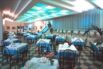Panda Hotel 3*